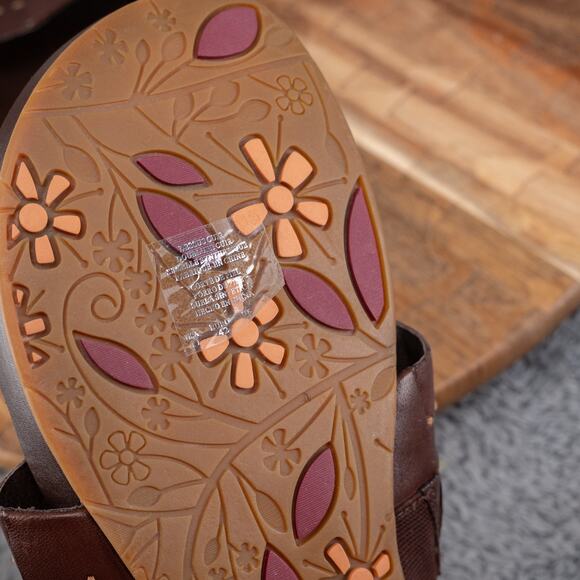 Kenneth Cole Leather Greek Thong Sandal Floral Womens Size 11 - Picture 5 of 6